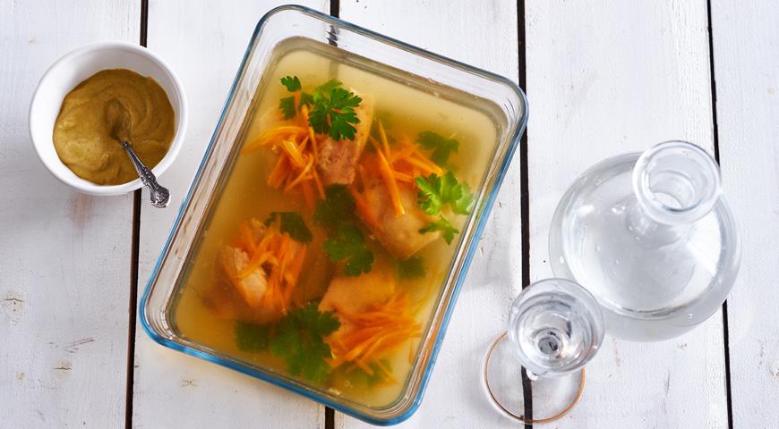Chicken Aspic with Gelatin